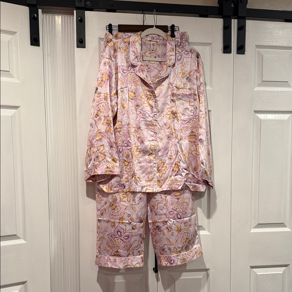Victoria's Secret Pink and Gold Floral Pajamas
